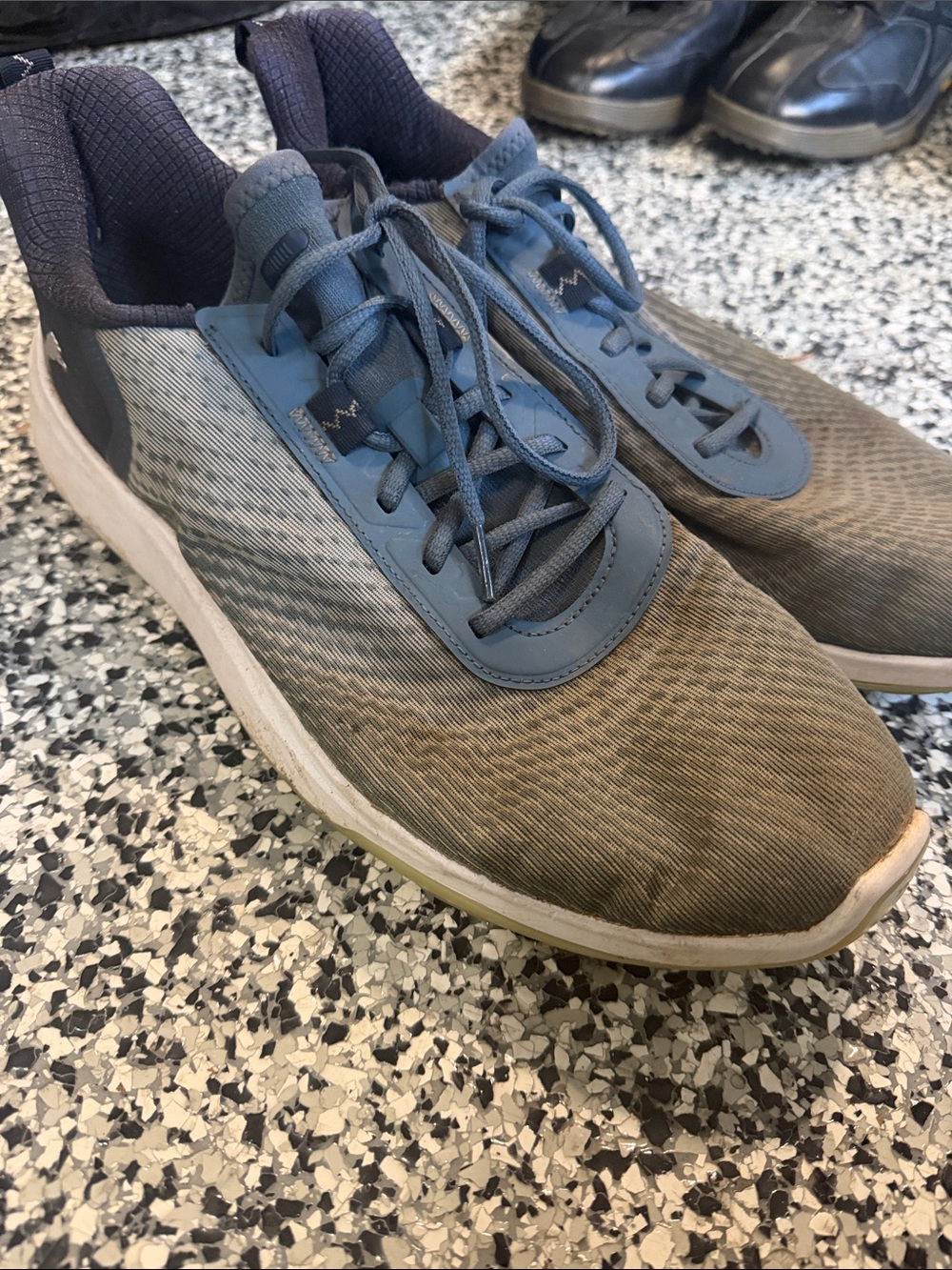 Puma Men's Athletic Sneakers in Blue and Brown